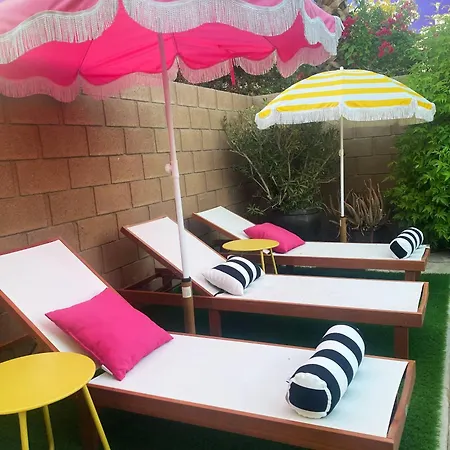 Tiki Boho! Pool/Spa/Arcade/Golf & Tikibar-Sleeps16